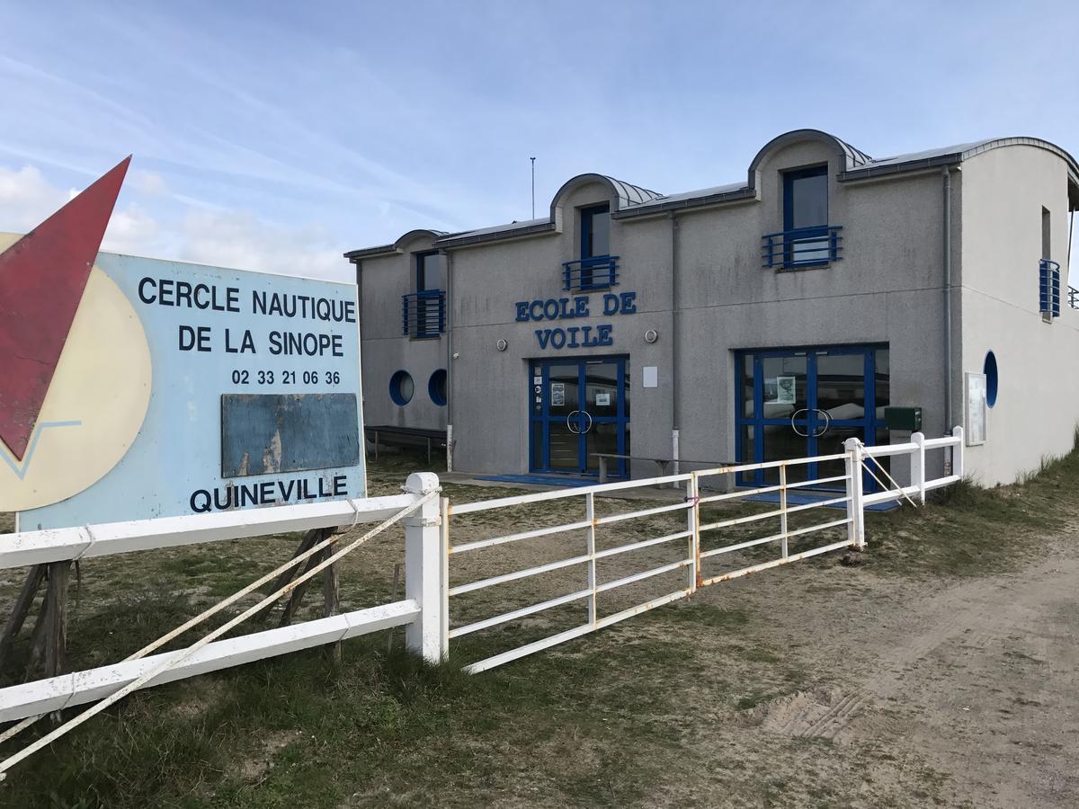 Hotel De La Plage Quinéville Zewnętrze zdjęcie